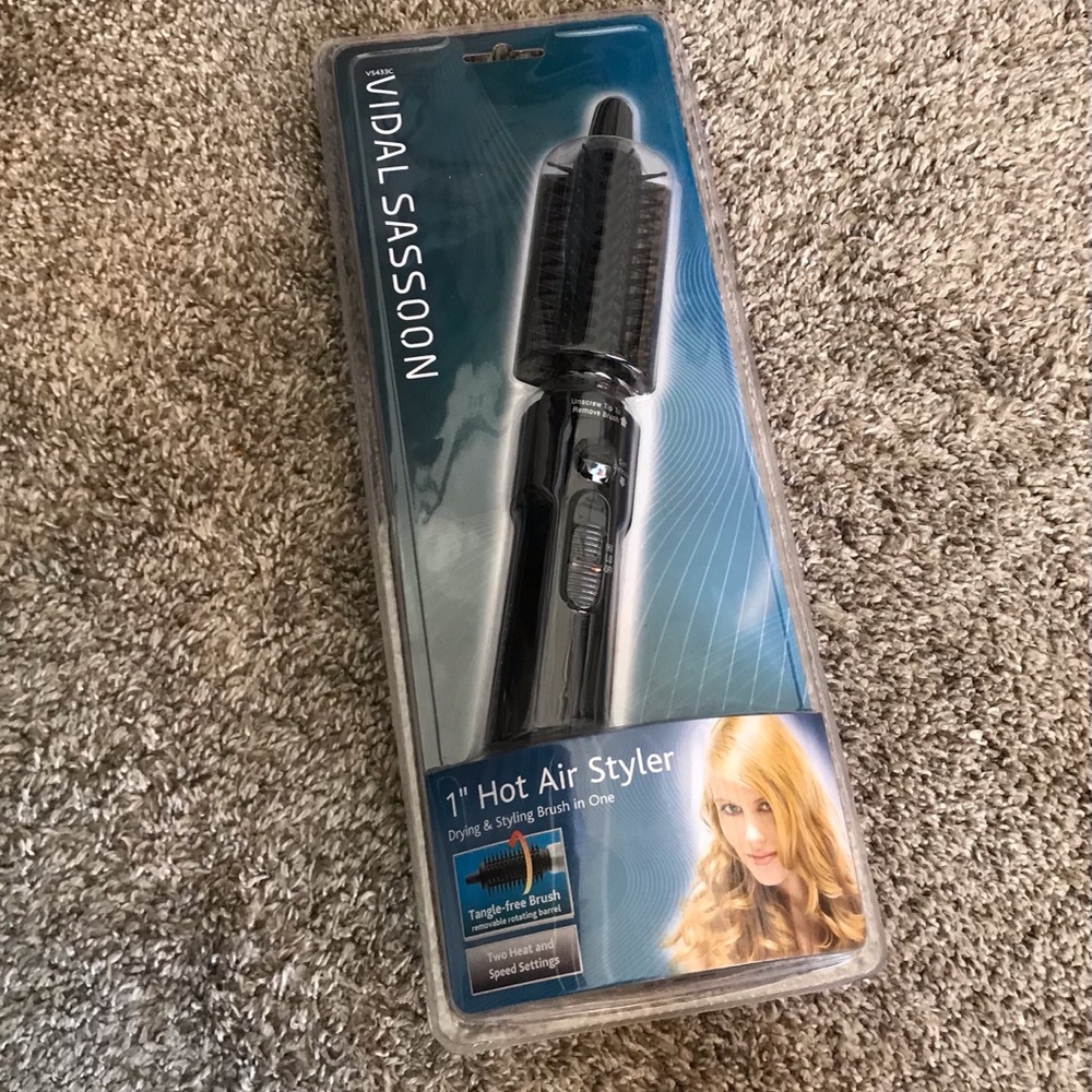 Vidal Sassoon 1 in. Hot Air Brush